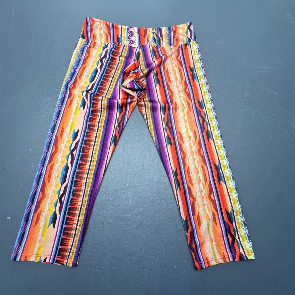 Onzie Girls Size M/L Capri Leggings Multicolor Tribal Aztec Print Yoga Athletic